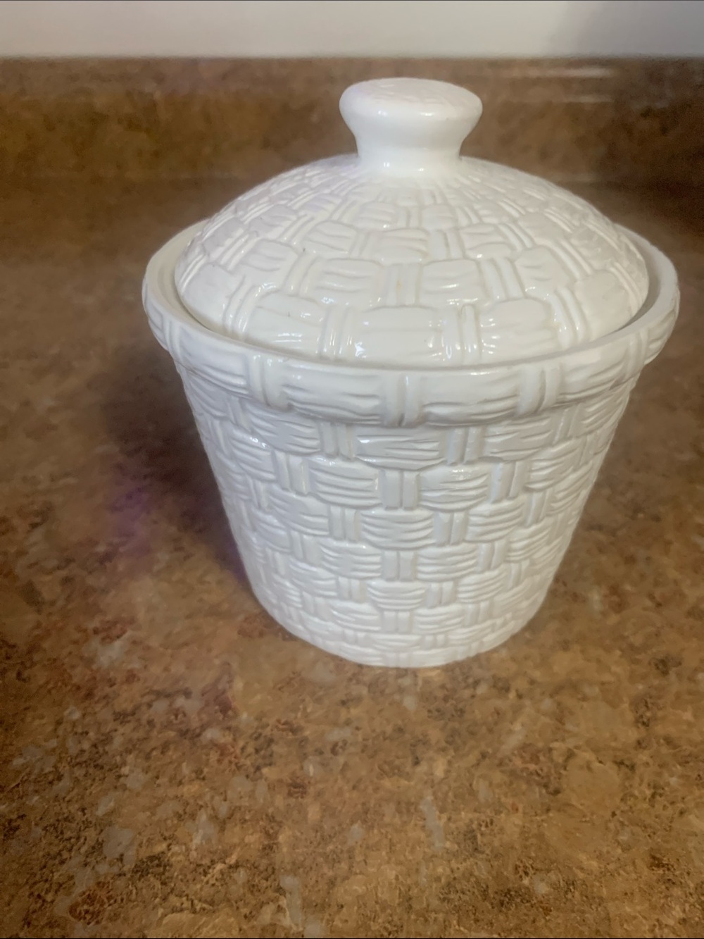 White Woven-Texture Ceramic Lidded Jar